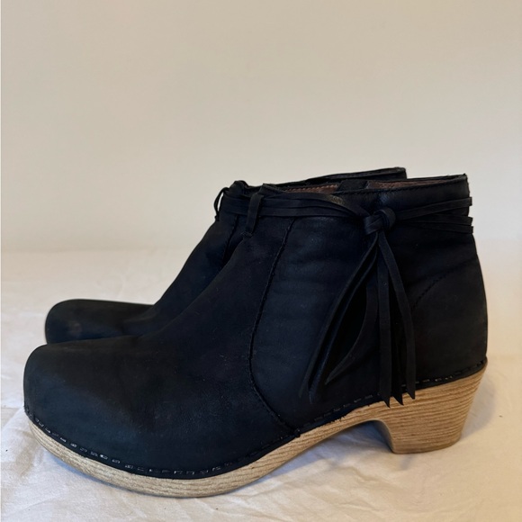 Dansko zip up bootie - size 41 - Picture 2 of 7